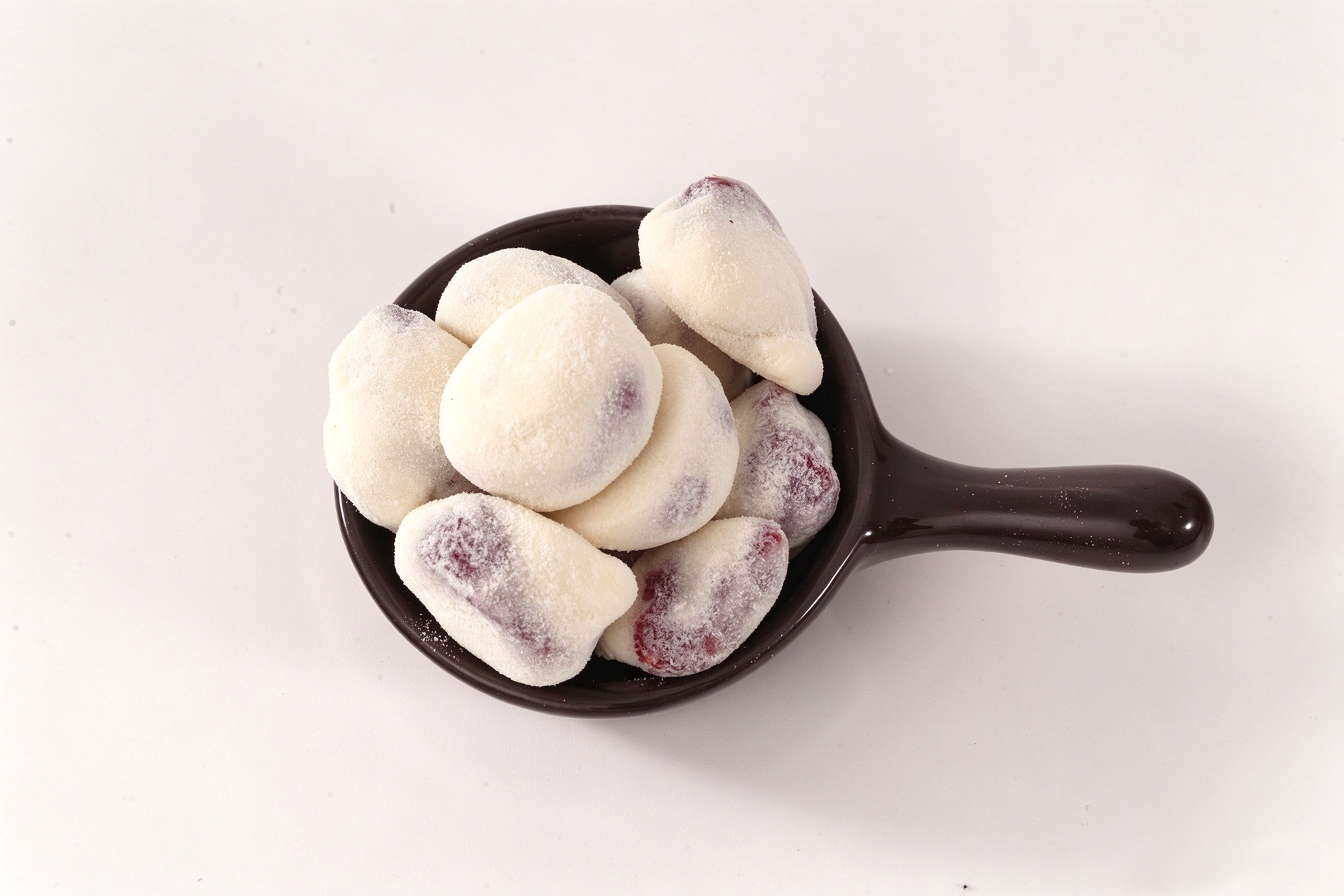 Milk-Flavored Strawberry Balls